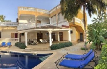 SALY : Villa à vendre composée d’appartements