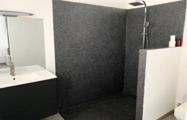 SALY : Villa haut standing à vendre 3 chambres et son bungalow invités