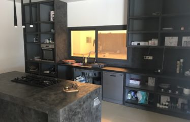 GANDIGAL : Villa récente à vendre 300 m2 habitables