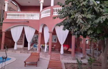 NGAPAROU : Charmante villa R+2 proche de la mer à vendre