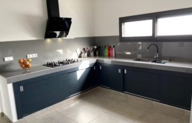 SALY : Villa haut standing à vendre 3 chambres et son bungalow invités