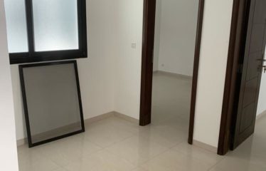 DAKAR MERMOZ : Appartement F4 à louer 2ème étage