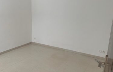 DAKAR MERMOZ : Appartement F4 à louer 2ème étage