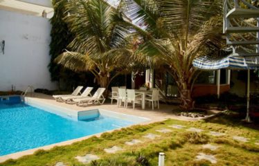 DAKAR ALMADIES : Villa R+2 à vendre