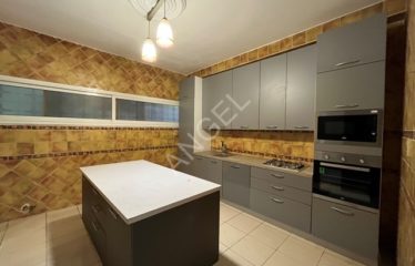 DAKAR POINT E : Grande Villa à louer 5 chambres