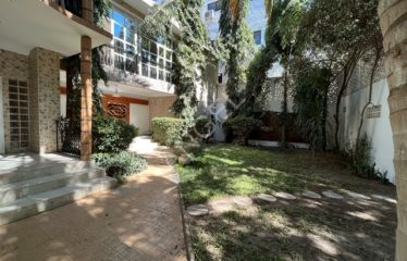 DAKAR POINT E : Grande Villa à louer 5 chambres