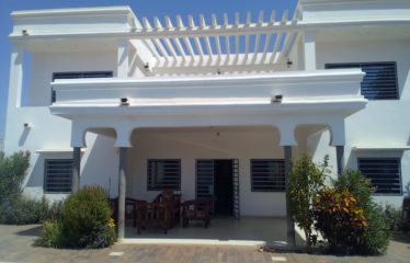 SOMONE : Villa R+1 à vendre 5 chambres avec piscine