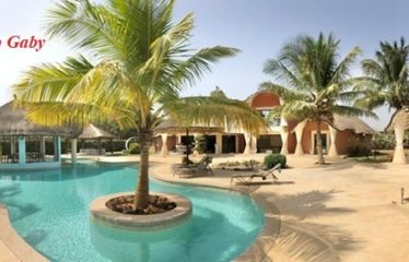 NGAPAROU : Villa à vendre de 400 m² habitables