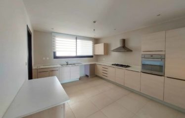 DAKAR PLATEAU : Appartements de 4 chambres à louer