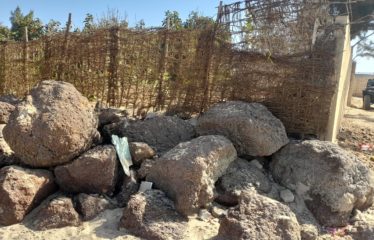 SOMONE : Terrain à vendre de 771 m2 pieds dans l’eau