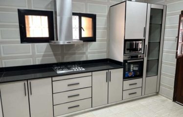 DAKAR VIRAGE : Villa R+1 à louer à la Cité Cossepy