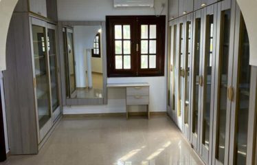 DAKAR VIRAGE : Villa R+1 à louer à la Cité Cossepy