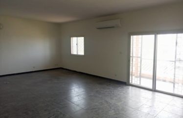 DAKAR MAMELLES : Villa à louer en R + 1