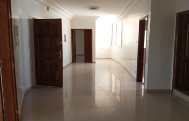 DAKAR CITÉ BIAGUI : Appartement 4 pièces à louer