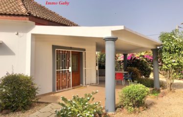 SOMONE : 2 Villas à vendre proche de la lagune