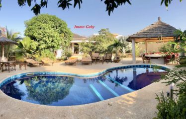 NGAPAROU : Villa avec 2 studios à vendre