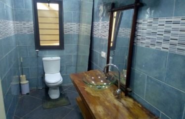 SOMONE : Villa R+1 à vendre 5 chambres avec piscine