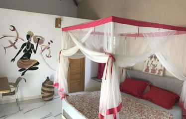 SALY : Villa de 5 chambres à vendre avec piscine