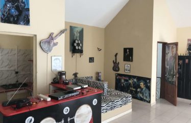 GANDIGAL : Charmante villa à vendre de 3 chambres sur 600 m2 de terrain