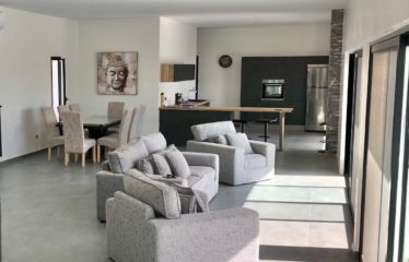 NGAPAROU : Villa neuve à vendre dans un secteur sécurisé