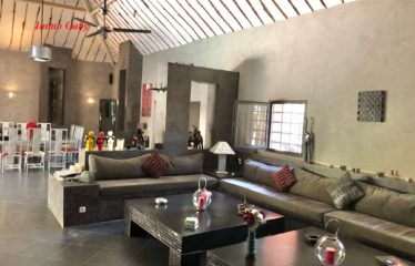 NGUERIGNE : Superbe villa à vendre autonome en eau et électricité