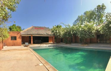 NGUERIGNE : Superbe villa à vendre autonome en eau et électricité