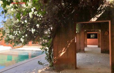 NGUERIGNE : Superbe villa à vendre autonome en eau et électricité