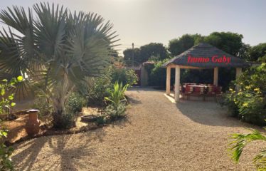 NGAPAROU : Villa avec 2 studios à vendre