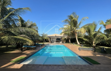 NGAPAROU : Villa haut standing à vendre sur 1550m2 de terrain 4 chambres