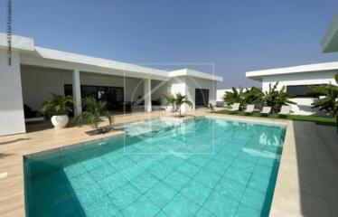 NGAPAROU : Villa neuve contemporaine à vendre 4 chambres