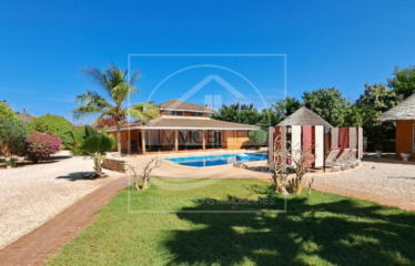 SALY : Villa à vendre 4 chambres sur un grand terrain de 1500m2