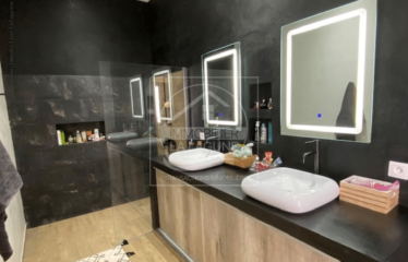 NGAPAROU : Villa neuve contemporaine à vendre 4 chambres