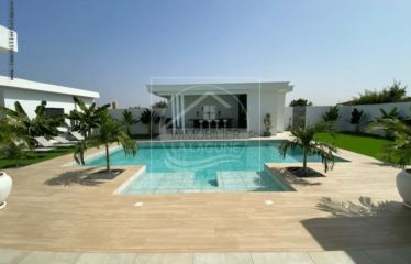 NGAPAROU : Villa neuve contemporaine à vendre 4 chambres