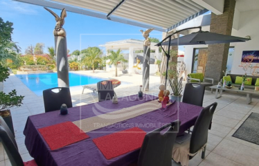 NGUERIGNE : Villa contemporaine à vendre avec quasi autonomie solaire 3 chambres