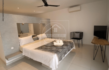 NGAPAROU : Propriété haut de gamme à vendre sur 2143m2 de terrain 6 chambres