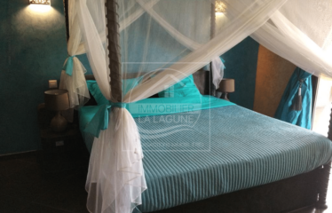 NGAPAROU : Villa haut standing à vendre sur 1550m2 de terrain 4 chambres