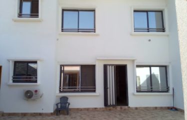 SINTHIANE : Villa 4 chambres avec piscine à louer