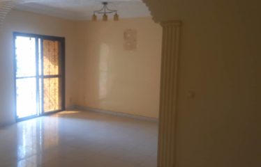 DAKAR SACRÉ COEUR : Villa R+2 à vendre 180 m²