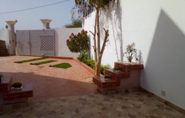 SINTHIANE : Villa 4 chambres avec piscine à louer