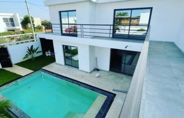 SOMONE : Villa neuve contemporaine à vendre 3 chambres avec piscine