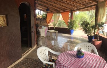 POPENGUINE : Grande villa à vendre de 3 pièces sur 1200 m2 de terrain