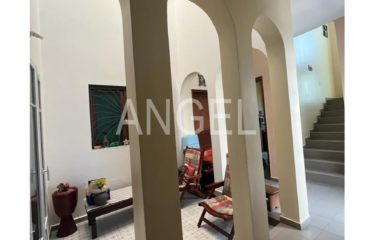 DAKAR SCAT URBAM : Très belle Villa R+1 à vendre