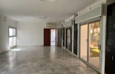 DAKAR ALMADIES : Villa F5 à louer