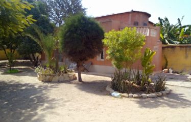 WARANG : Villa 3 chambres et ses deux dépendances à vendre