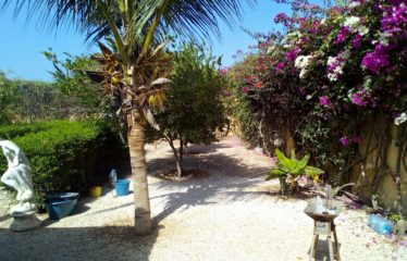 WARANG : Villa 3 chambres et ses deux dépendances à vendre