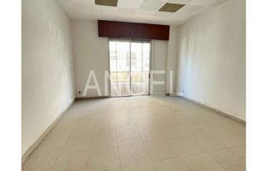 DAKAR PLATEAU : Plateaux de bureaux à louer Place de l’Indépendance