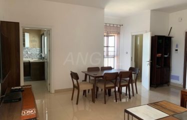 DAKAR MERMOZ : Beau Studio meublé à louer 4ème étage