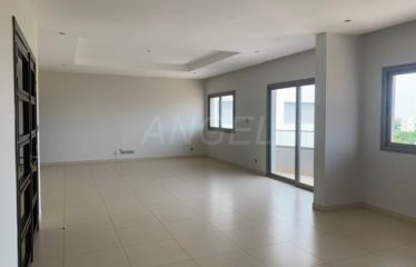 DAKAR MERMOZ : Appartement F4 duplex à louer
