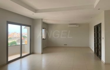 DAKAR MERMOZ : Appartement F4 duplex à louer