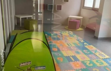 DAKAR MERMOZ : Appartement F4 duplex à louer